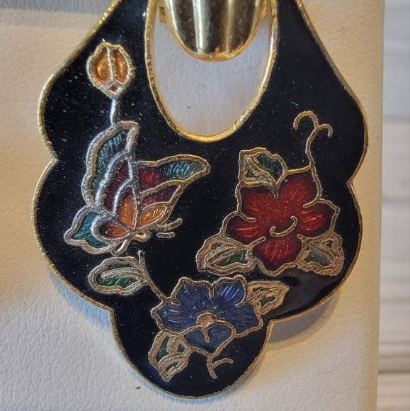 D10 Vintage Cloisonne Butterfly Pierced Earrings - Picture 2 of 2